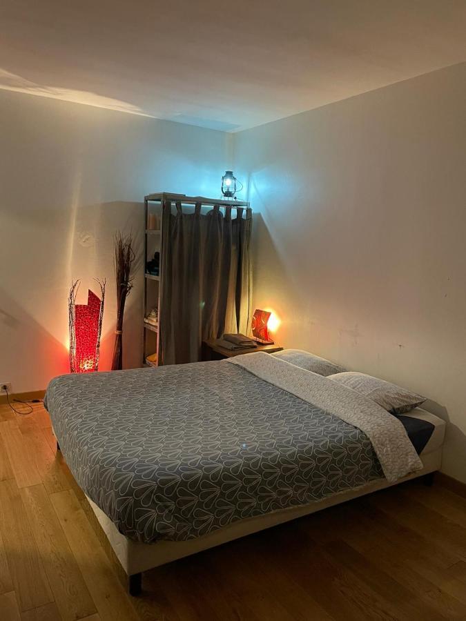 Appartement 35 M2 Creteil L Echat Eksteriør bilde